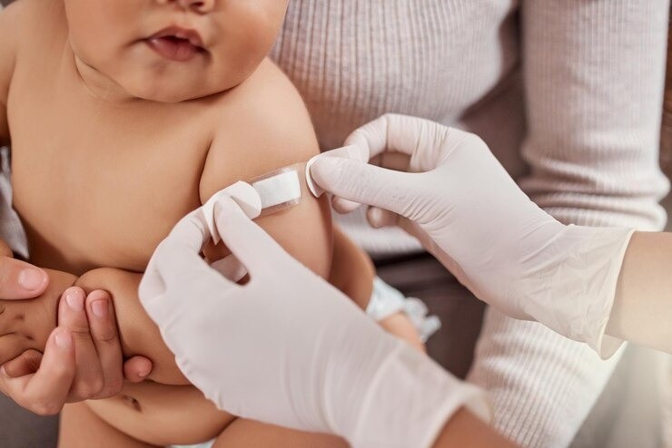 imunisasi anak, vaksin bayi, jadwal vaksin Posyandu, vaksin gratis anak, 14 vaksin wajib, imunisasi dasar lengkap, vaksin JE, vaksin hepatitis B bayi, vaksin DPT-HB-Hib, imunisasi balita